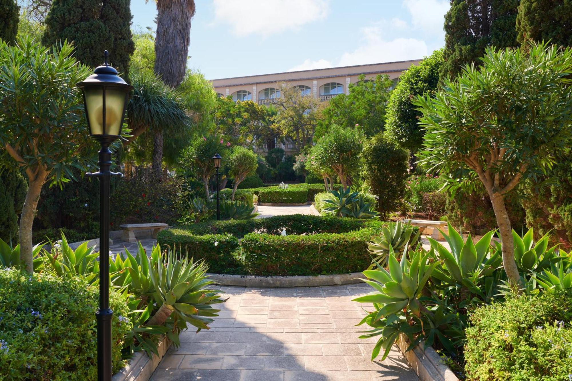 Corinthia Palace Malta Attard Bagian luar foto